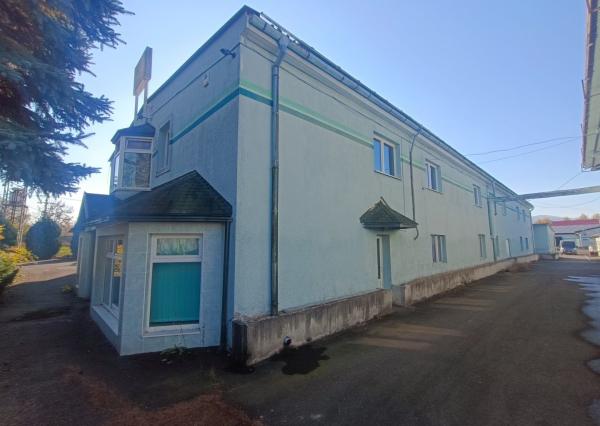 Administratívna budova