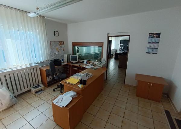 Administratívna budova