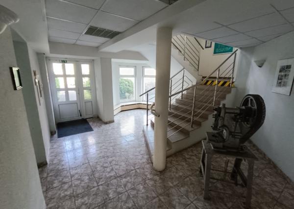 Administratívna budova