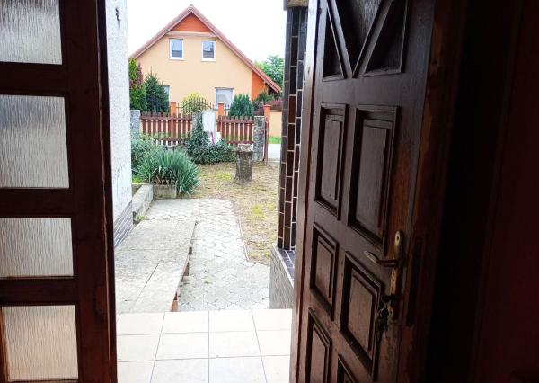 6-izbový rodinný dom v Kovarciach na bývanie i podnikanie