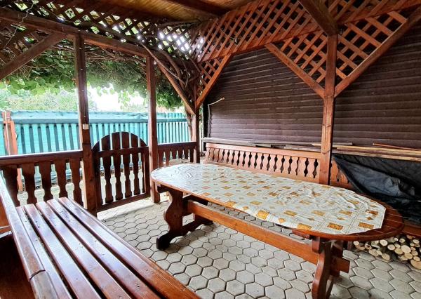 JEDINEČNÁ PONUKA! Rekreačná celoročne obývateľná chata/dom na predaj