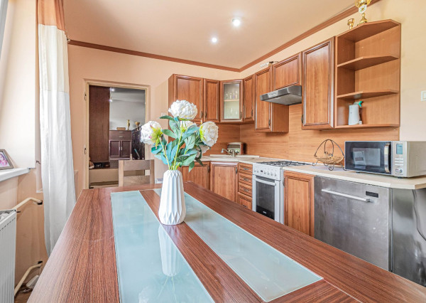 TOP PONUKA, TOP CENA! Veľkometrážny rodinný dom blízko centra