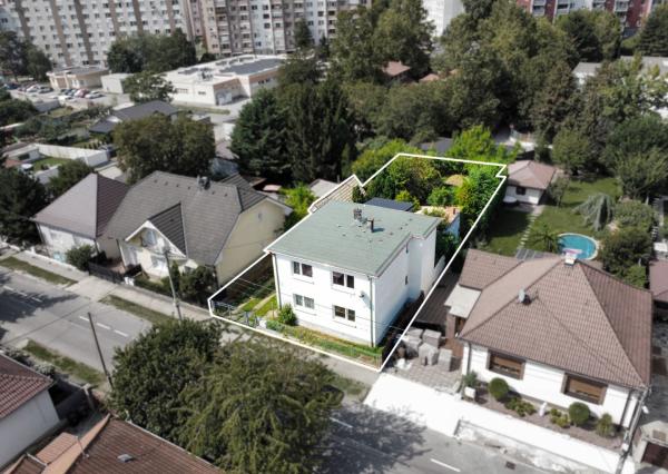 TOP PONUKA, TOP CENA! Veľkometrážny rodinný dom blízko centra