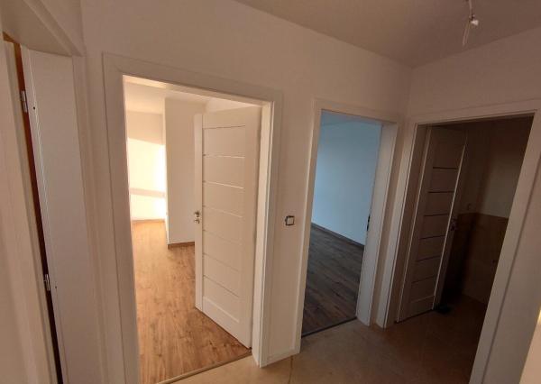 Na predaj krásne 3 izbové byty s terasou a so záhradou v Diakovciach