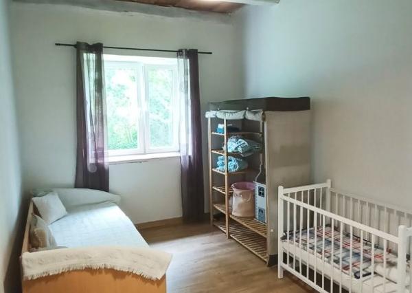 Jedinečná chata v lese, vhodná na investíciu