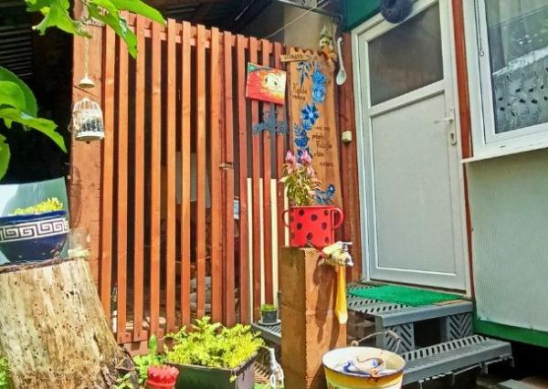 PREDANÉ! Čarovná chalupa s panoramatickým výhľadom pri Banskej Štiavnici