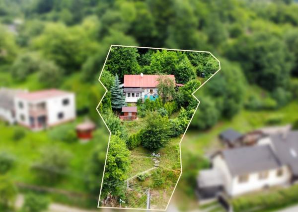 PREDANÉ! Čarovná chalupa s panoramatickým výhľadom pri Banskej Štiavnici