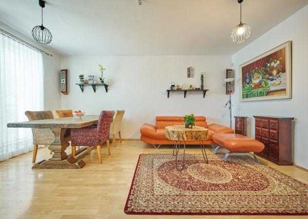 BEZKONKURENČNÁ CENA!  Slnečný 5-izbový rodinný dom na Slnečnej ulici