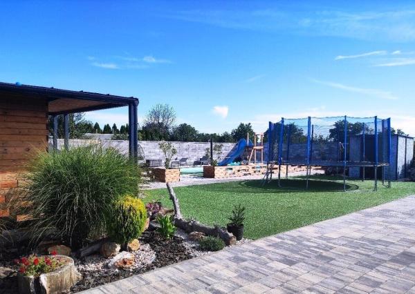 SHARK REAL ponúka výnimočná nehnuteľnosť s bazénom a pozemkom 2500m2