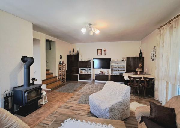 Rodinný dom na predaj + vizualizácia