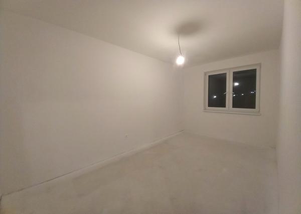 Predaj novostavba 3 3-izbové mezonety s balkónom, Banka