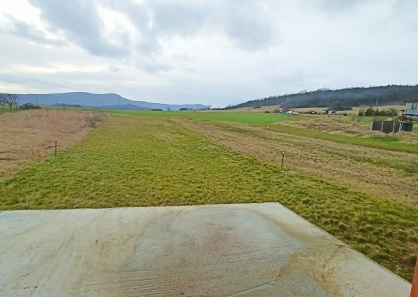 NOVÁ CENA! Rozostavaný bungalov v krásnom prostredí