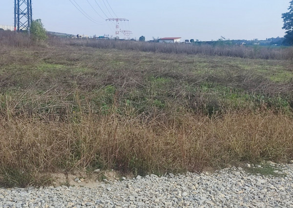 Shark real Vám ponúka na predaj pozemok v Nitre, Lukov dvor. Plocha: pozemku 1645m2. Cena 114 000 €