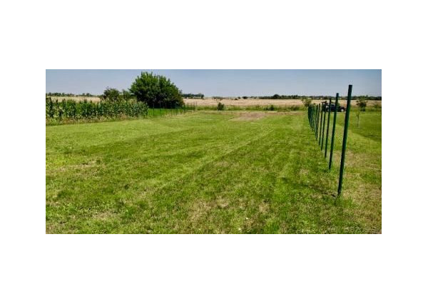 Rozľahlý pozemok v obci Pavlice okr.Trnava