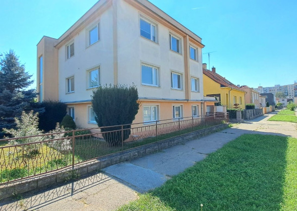 VILLA PARIS v rezidenčnej časti kúpeľného mesta Piešťany