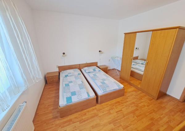 VILLA PARIS v rezidenčnej časti kúpeľného mesta Piešťany