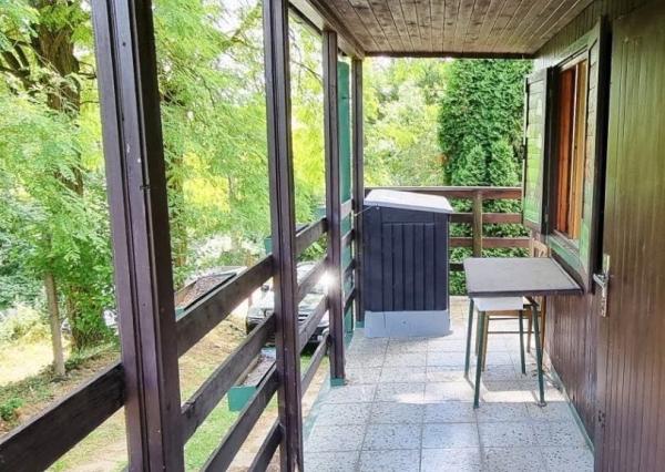 Chatka v lone prírody s pekným pozemkom