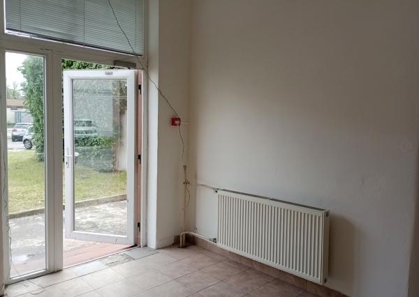 Na prenájom kancelária na prízemí