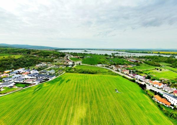 TOP CENA,  stavebný pozemok 4781m2 aj  pre developerov