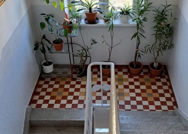 ZNÍŽENÁ CENA!!! Slnečný 3 izbový byt s garážou