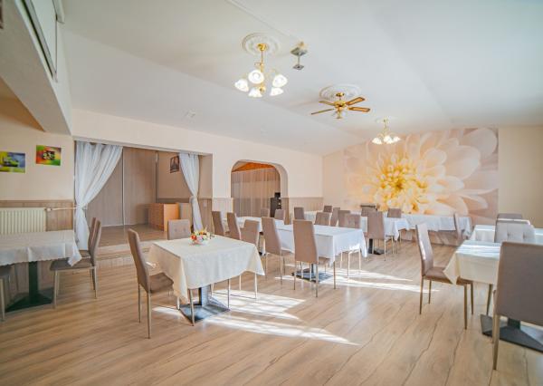 VÝRAZNÁ ZĽAVA! Očarujúci penzión s reštauráciou, bazénom, welness a ihriskom