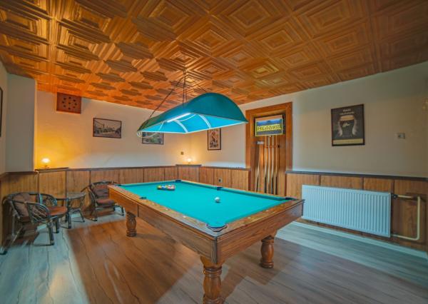 VÝRAZNÁ ZĽAVA! Očarujúci penzión s reštauráciou, bazénom, welness a ihriskom