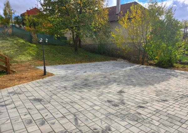 VÝRAZNÁ ZĽAVA! Očarujúci penzión s reštauráciou, bazénom, welness a ihriskom