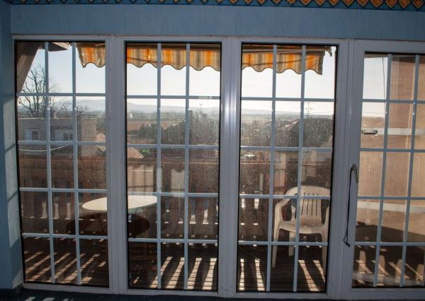 PENZIÓN / Apartmánový dom pri Štúrove