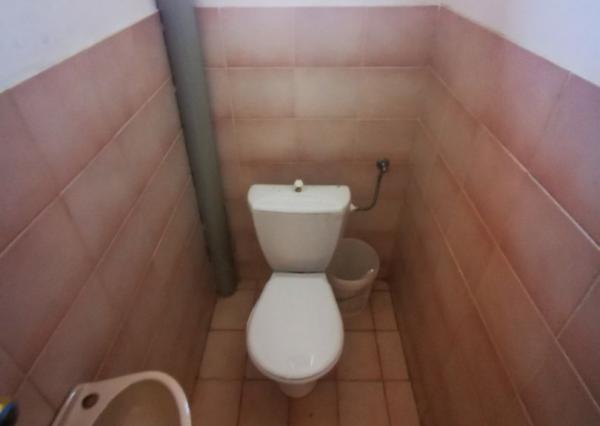 Priestranný 3-podlažný rodinný dom, pozemok 3544 m2