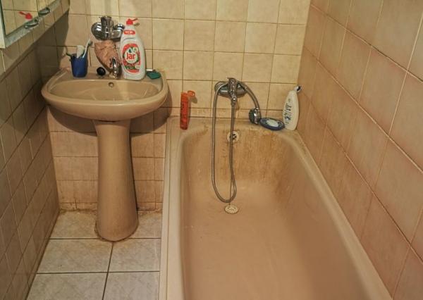 Priestranný 3-podlažný rodinný dom, pozemok 3544 m2