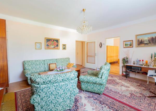 KRÁSNY rodinný dom v atraktívnej obci BANKA