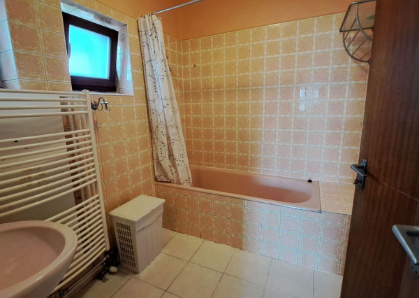 REZERVOVANÉ! Dvojgeneračný dom na PREDAJ