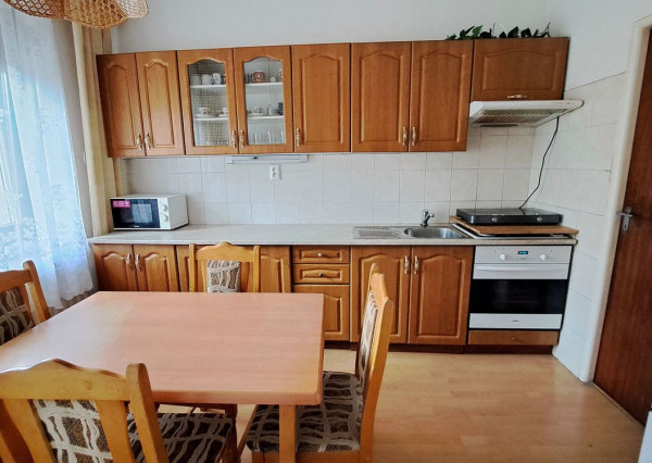 REZERVOVANÉ! Dvojgeneračný dom na PREDAJ