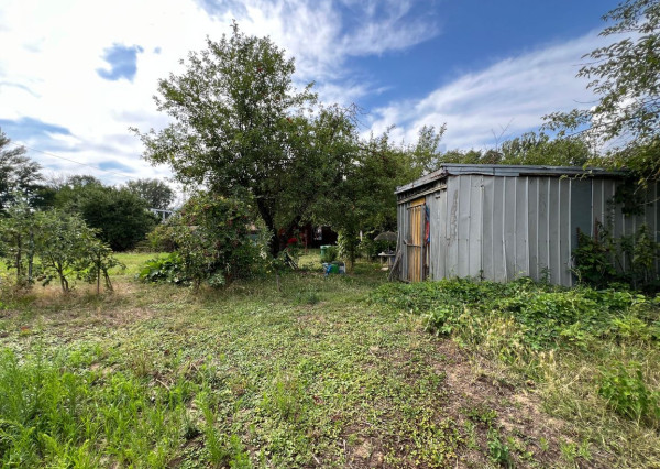 Pozemok na stavbu chaty v obci Kalná nad Hronom