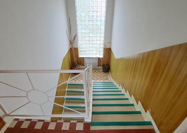 PREDANÉ. Rodinný dom s 5 izbami a veľkým pozemkom na PREDAJ!