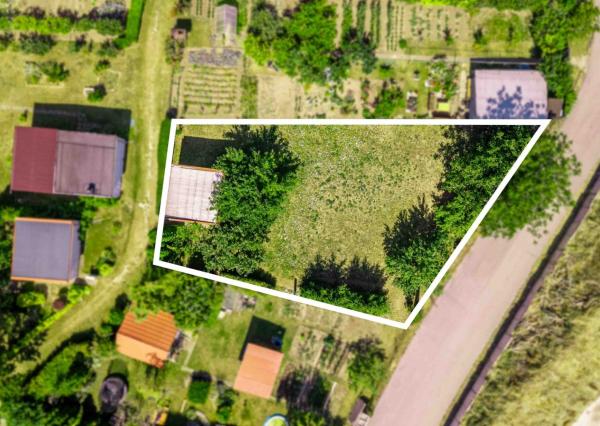 ZNÍŽENÁ CENA - EXKLUZÍVNE: Záhrada s murovanou chatkou – Špačince, Dolný mlyn – len 5 minút od Trnavy!