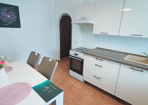 Znížená cena! Priestranný 3 izbový byt so záhradou