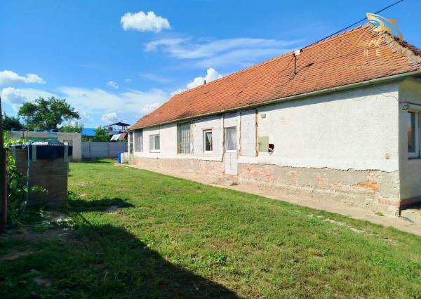 Nová cena! Vidiecky dom neďaleko Arboréta Mlyňany