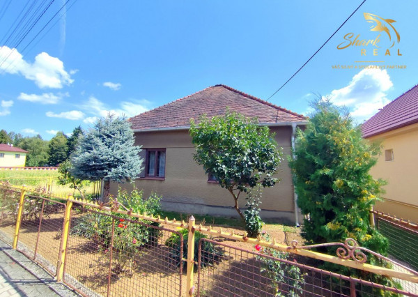 Priestranný a udržiavaný rodinný dom na predaj