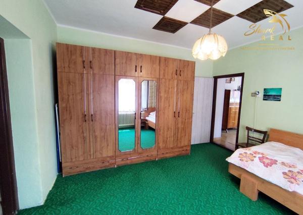 Priestranný a udržiavaný rodinný dom na predaj