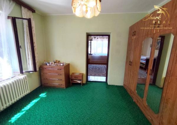 Priestranný a udržiavaný rodinný dom na predaj