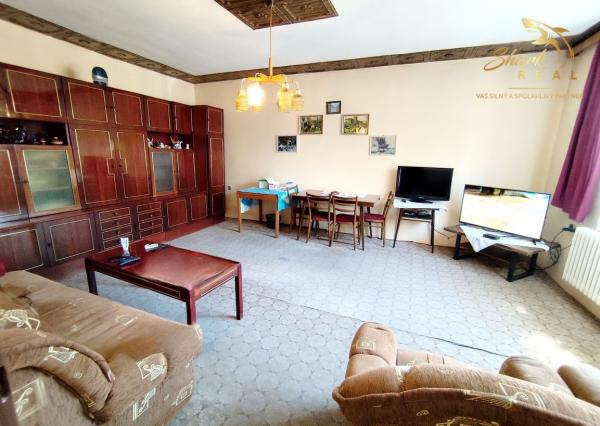 Priestranný a udržiavaný rodinný dom na predaj