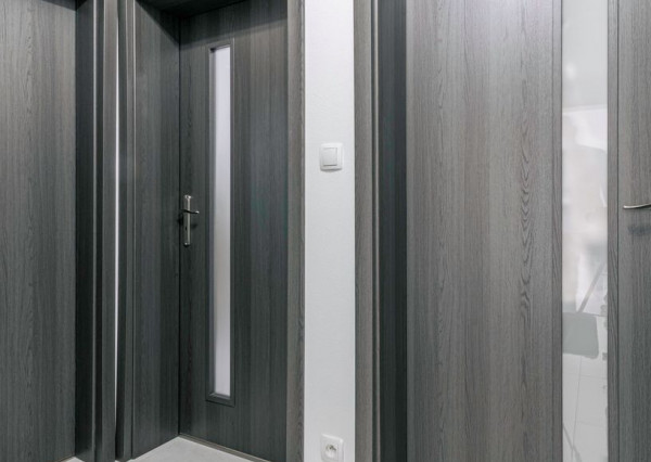 Exkluzívna Novostavba s Pozemkom v Obci Veselé