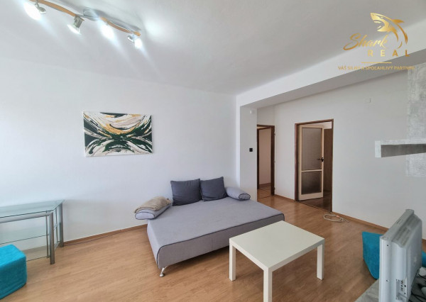 ZNÍŽENA CENA!!!Slnečný 2,5 izbový byt s krásnym výhľadom – okamžité nasťahovanie!!!