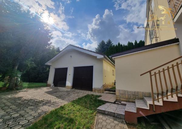 TOP CENA!!!  KRÁSNY DVOJPODLAŽNÝ RODINNÝ DOM V TICHEJ LOKALITE !!!!