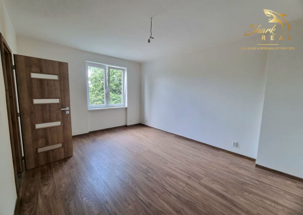 ZNÍŽENA CENA!!! 2-IZBOVÝ SLNEČNÝ BYT PO REKONŠTRUKCII !!!