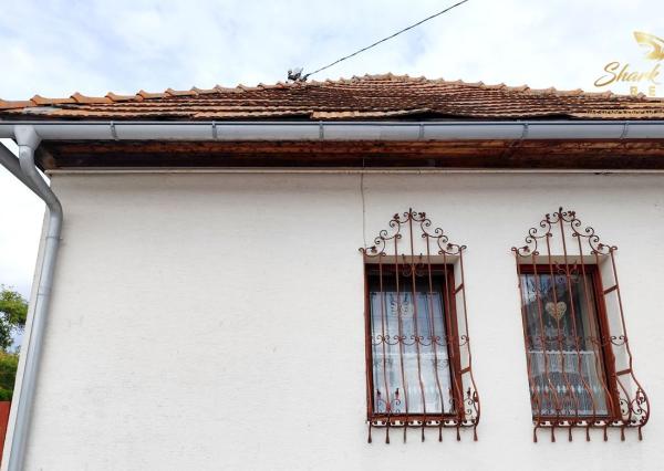 Exkluzívne- Útulný dom s nádhernou záhradou v krásnej prírode