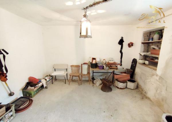 Exkluzívne- Útulný dom s nádhernou záhradou v krásnej prírode