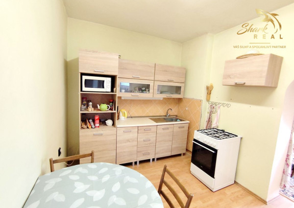 Exkluzívne- Útulný dom s nádhernou záhradou v krásnej prírode