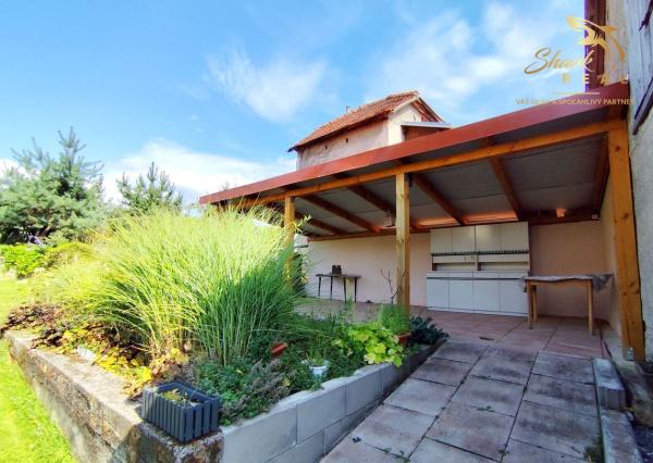 Exkluzívne- Útulný dom s nádhernou záhradou v krásnej prírode